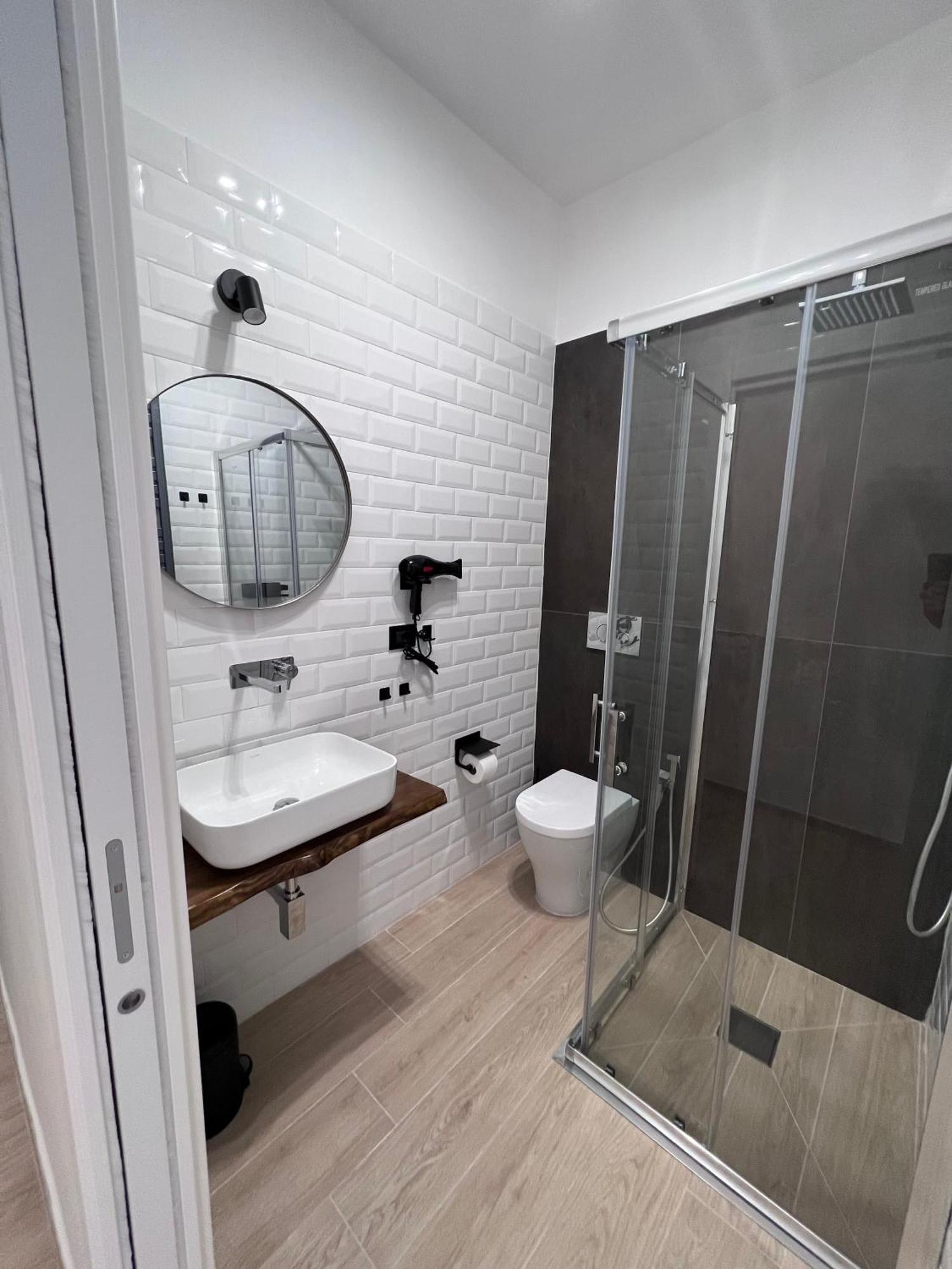 Medusa Duomo Guest House Naples Luaran gambar